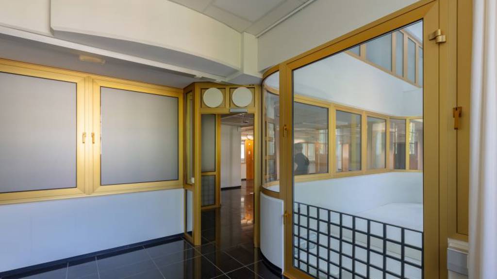 Pieni kokoustila sisäkuva Yliopistonkatu 28