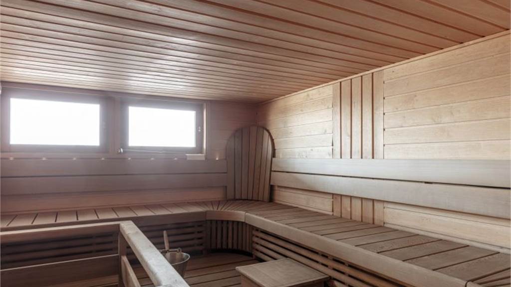 Saunatila 5. kerros vuokralaisten käytössä varauskalenterin mukaan Yliopistonkatu 28