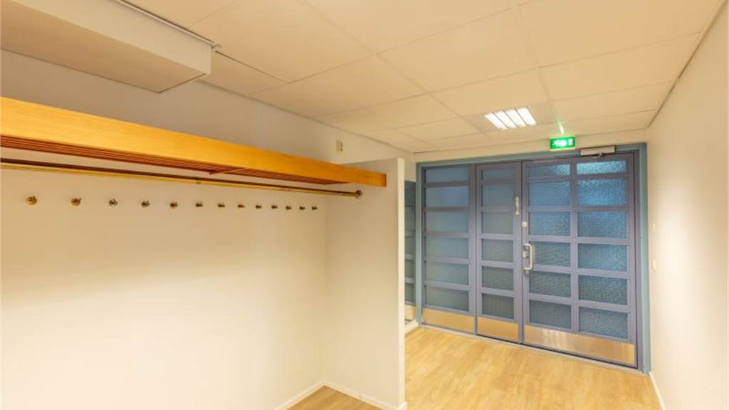 sisääntulo Yliopistonkatu 28