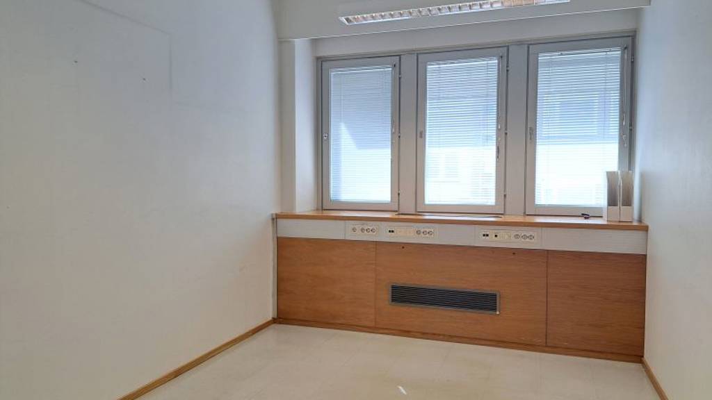 Pieni toimistotila Yliopistonkatu 28