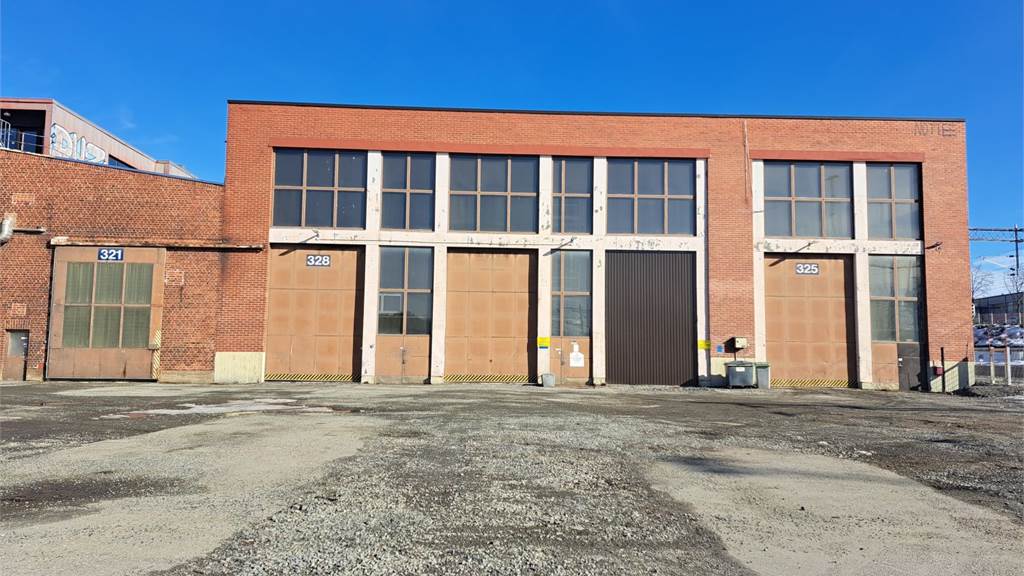 Julkisivu Pohjolankatu 1