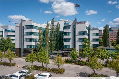 Metsänneidonkuja 8, Trio