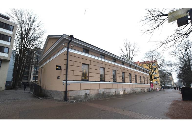 Läntinen Rantakatu 23