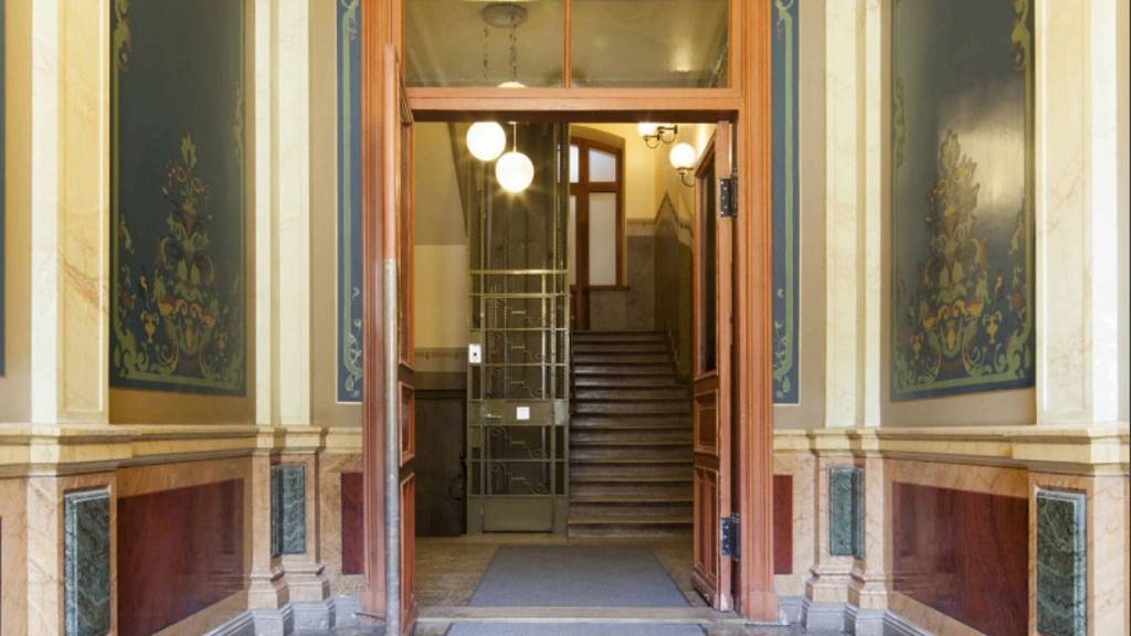 Kohdekuva 4 Erottajankatu 5