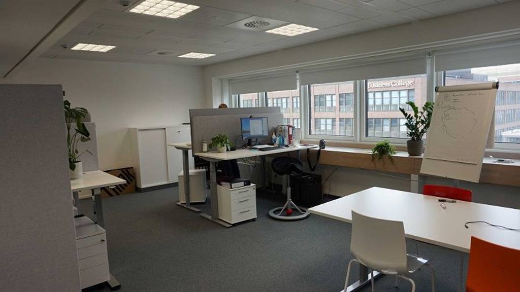 Rautatieläisenkatu 6