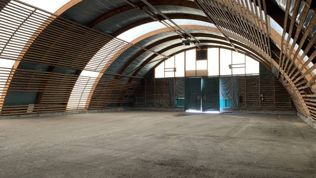 Kaarihalli 600m2 Kiitoradantie 6