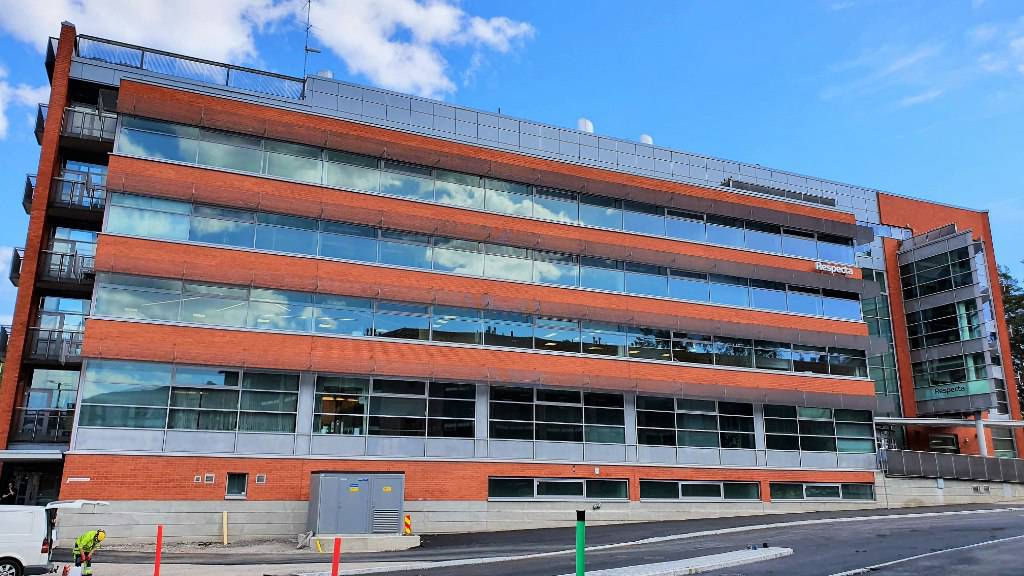 Eliel Saarisen tie 2