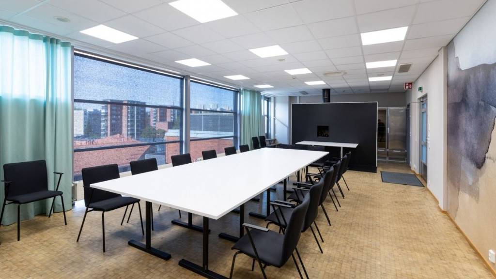 Eliel Saarisen tie 2