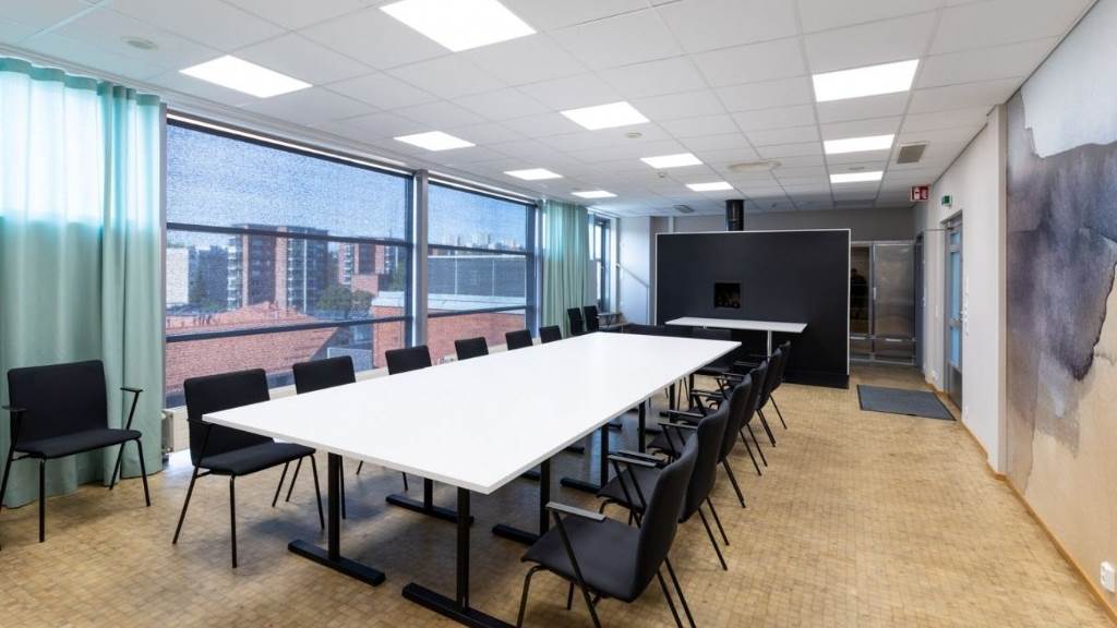 Eliel Saarisen tie 2