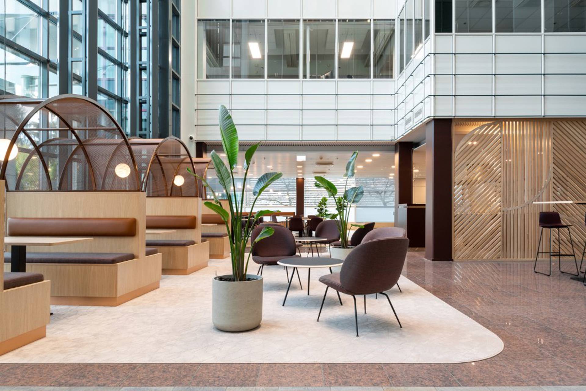 Lars Sonckin kaari 10-16