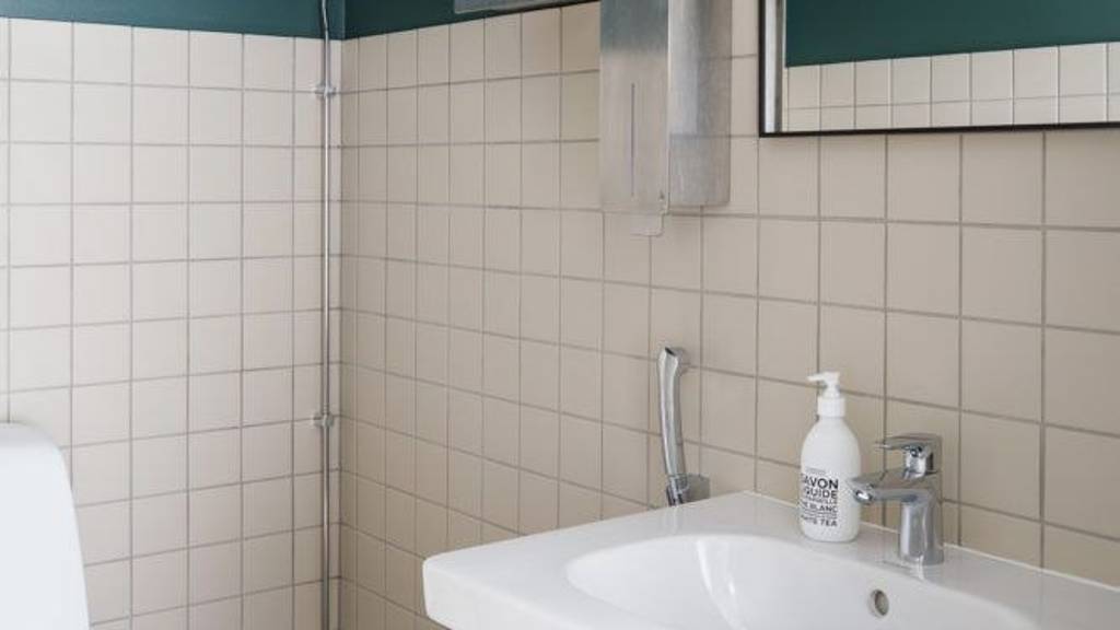 Lars Sonckin kaari 10-16