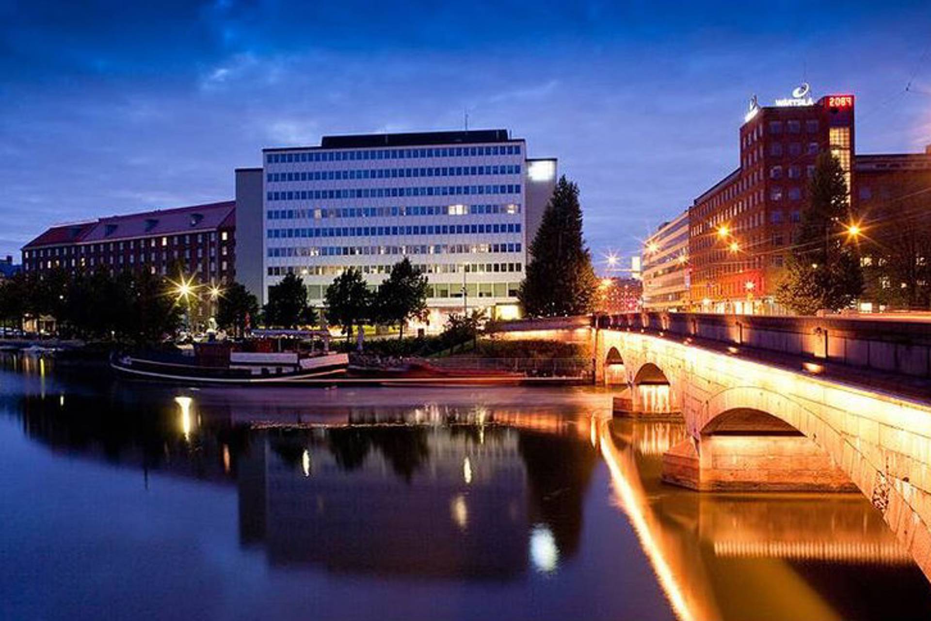 Pitkänsillanranta 3