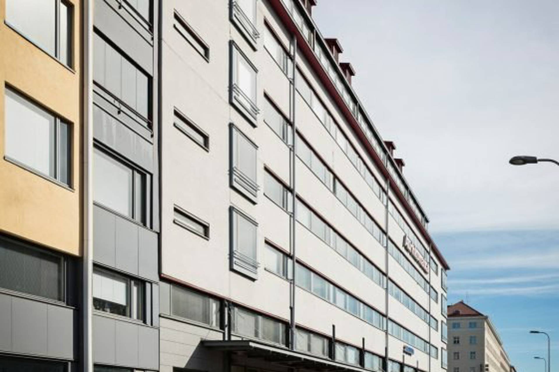 Pohjoinen Rautatiekatu 25