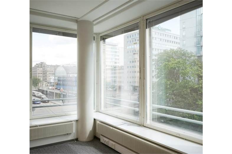 Pohjoinen Rautatiekatu 25