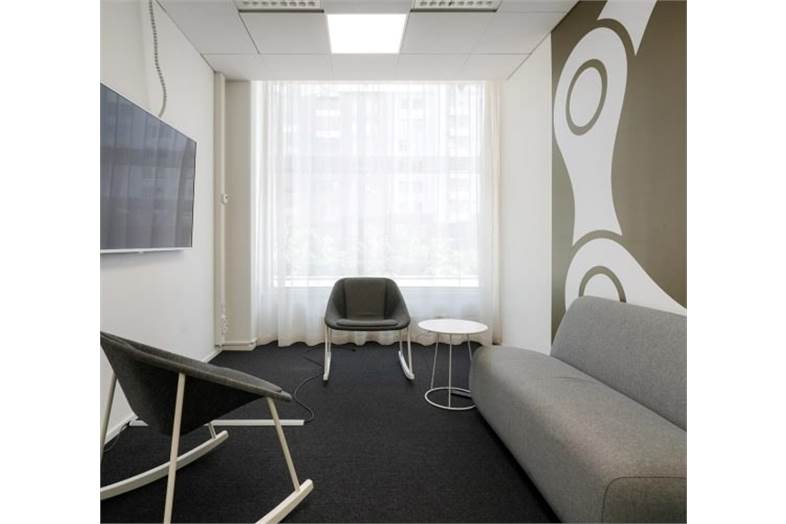 Pohjoinen Rautatiekatu 25