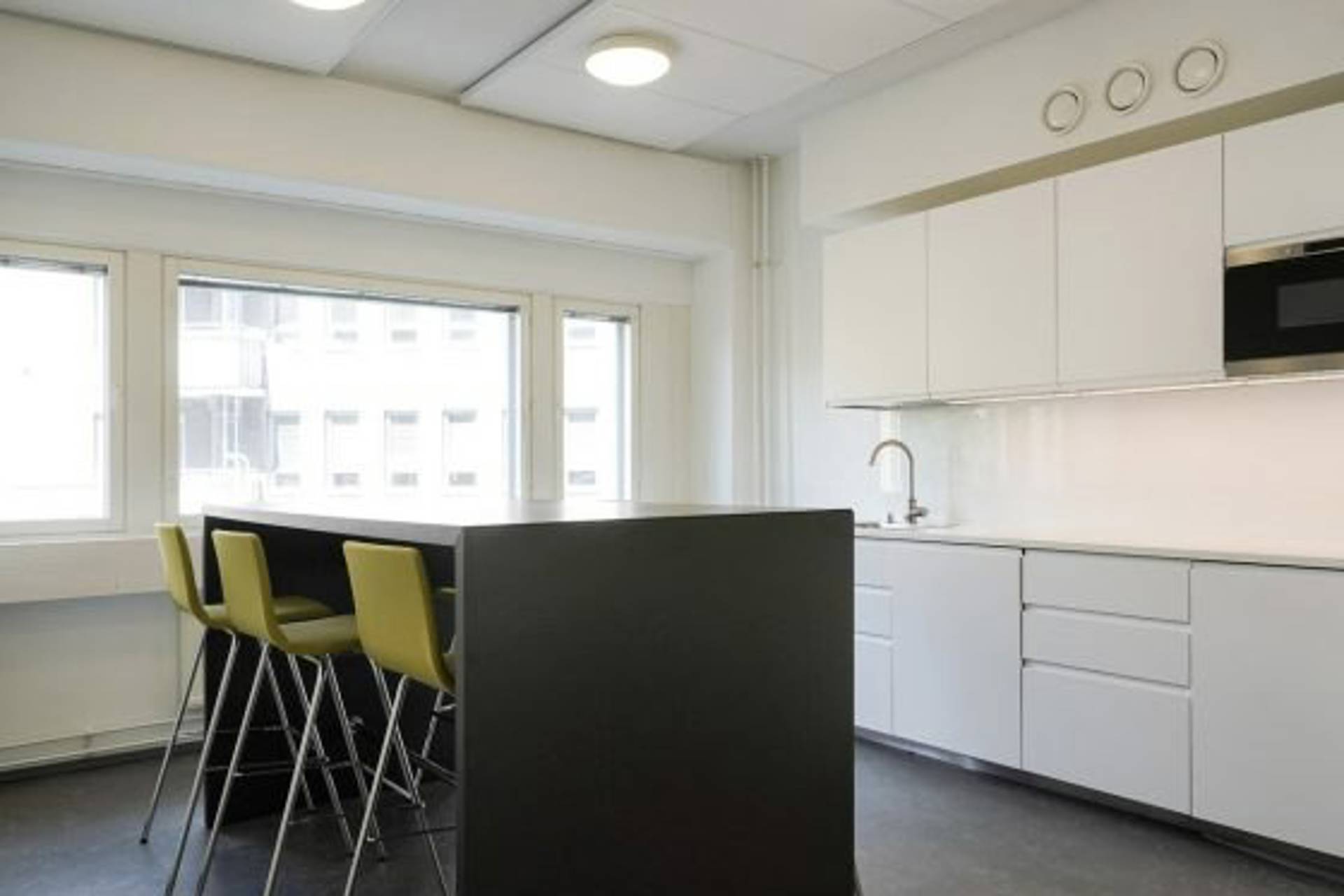 Pohjoinen Rautatiekatu 25