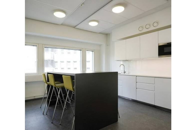 Pohjoinen Rautatiekatu 25