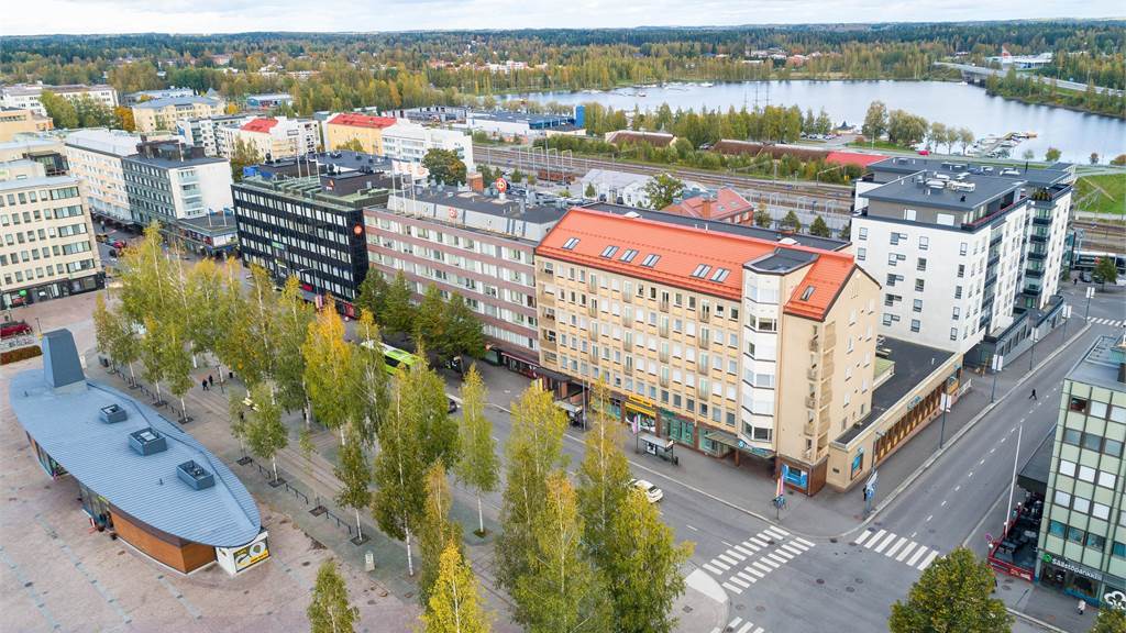 Porrassalmenkatu 17 katutaso LT1